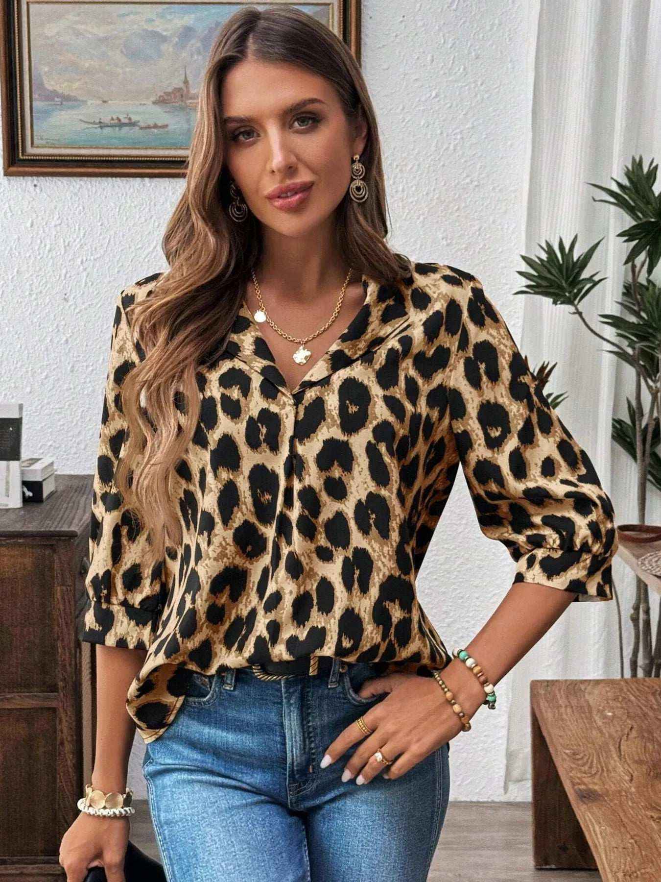 Chic Leopard Print 3/4 Sleeve Blouse V-Neck, Loose Fit Lightweight Versatile Casual Top for Women