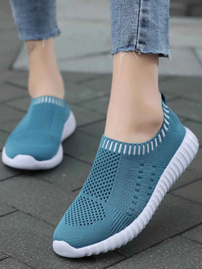 Breathable Mesh Round Toe Slip-Ons