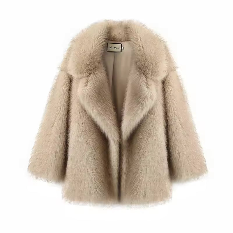 Oversized Gradient Faux Fur Coat – Luxury Winter Statement Outerwear