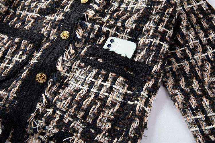 Stonehenge Texture Signature Black Tweed Jacket Women’s Luxury Checkered Blazer with Gold Buttons